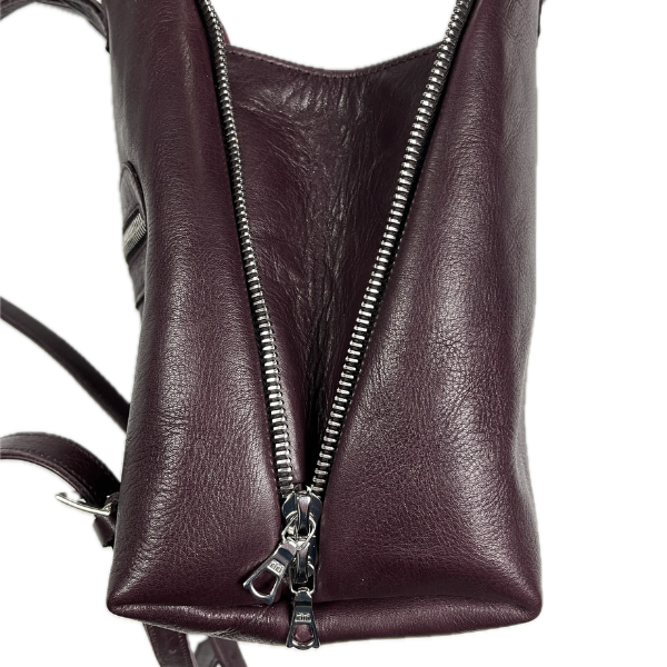Mochila em pele