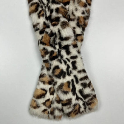 Cachecol em pelo tigre